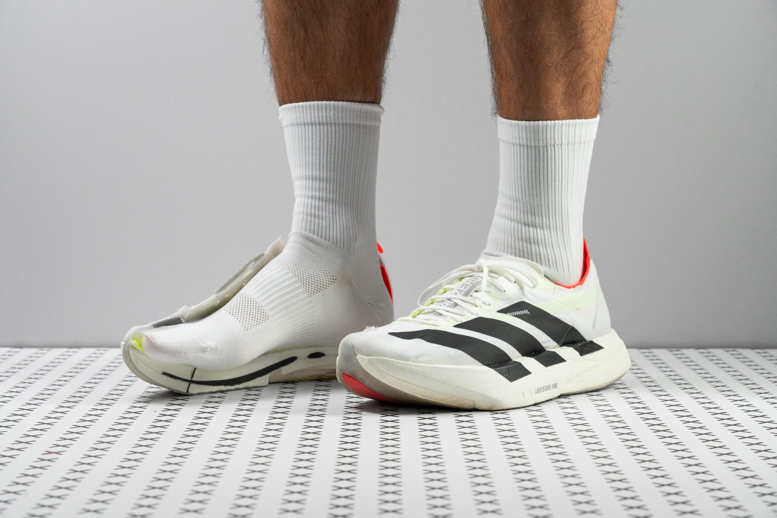 【adidas】Adizero Adios Pro 4の製品画像