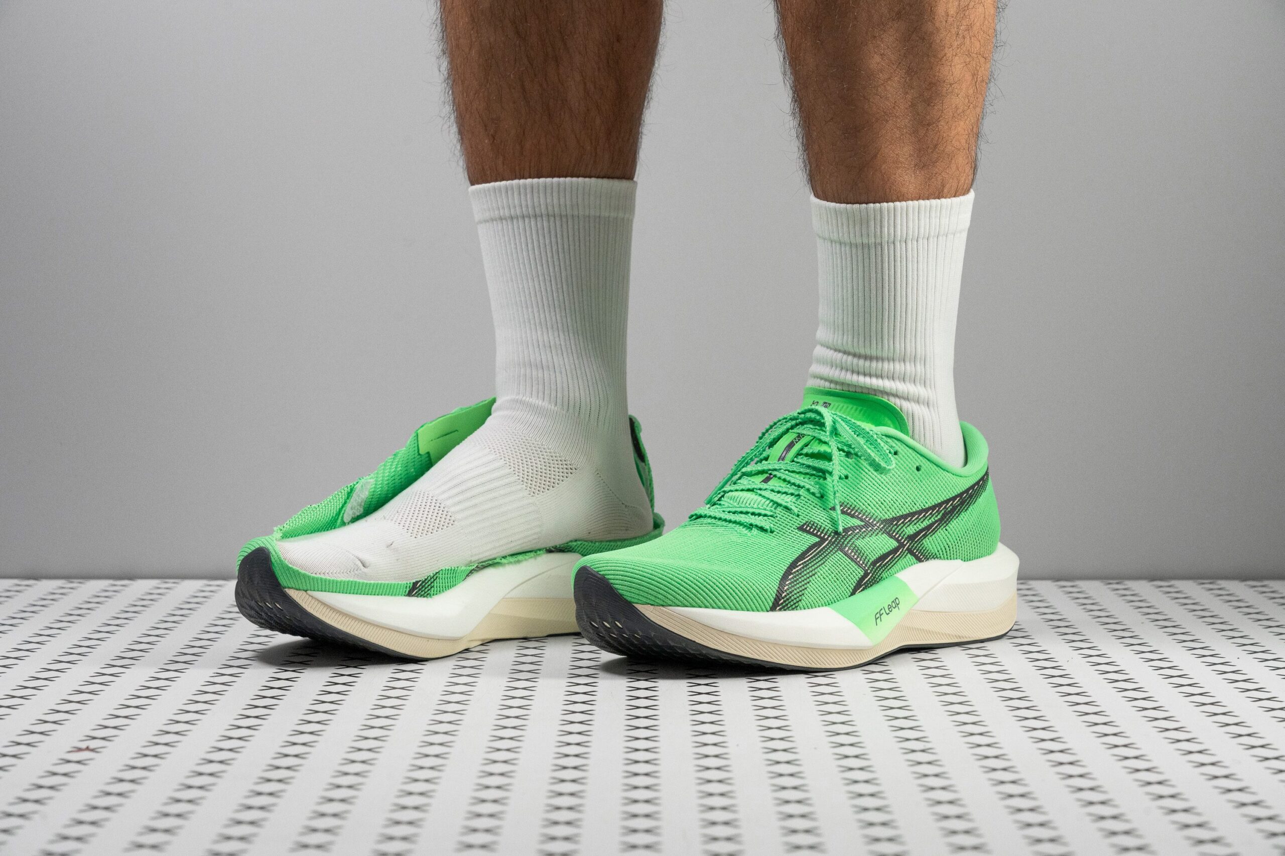 【ASICS】MAGIC SPEED 5の製品画像