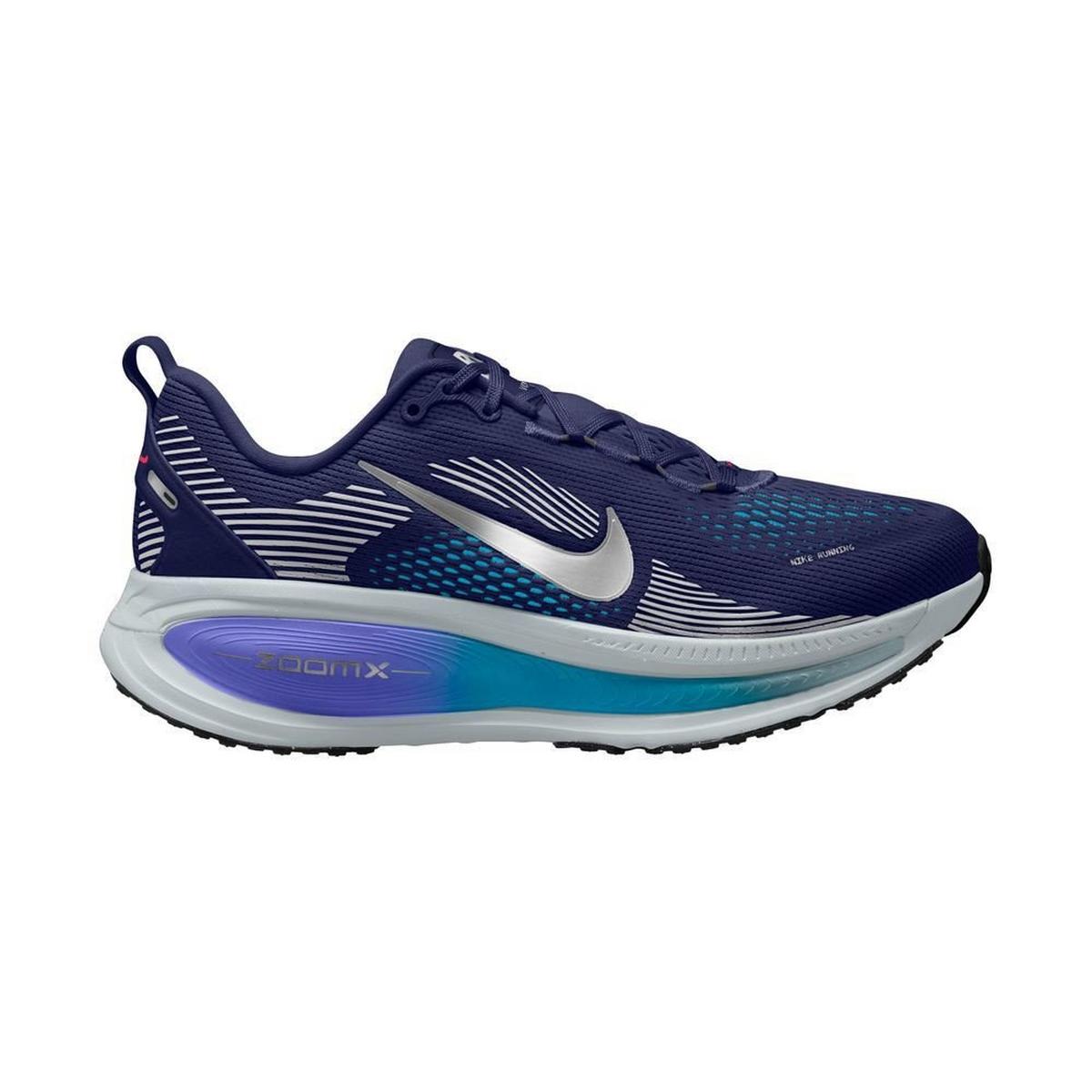 【NIKE】ボメロ 18の製品画像