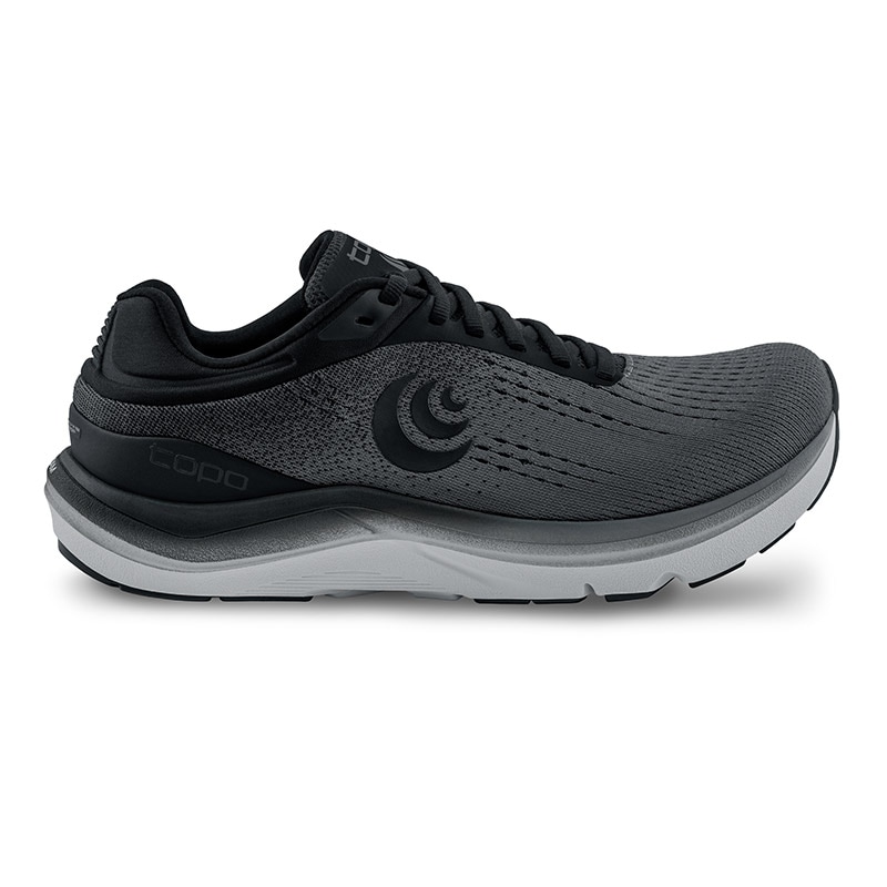 【Topo Athletic】Magnifly 5の製品画像